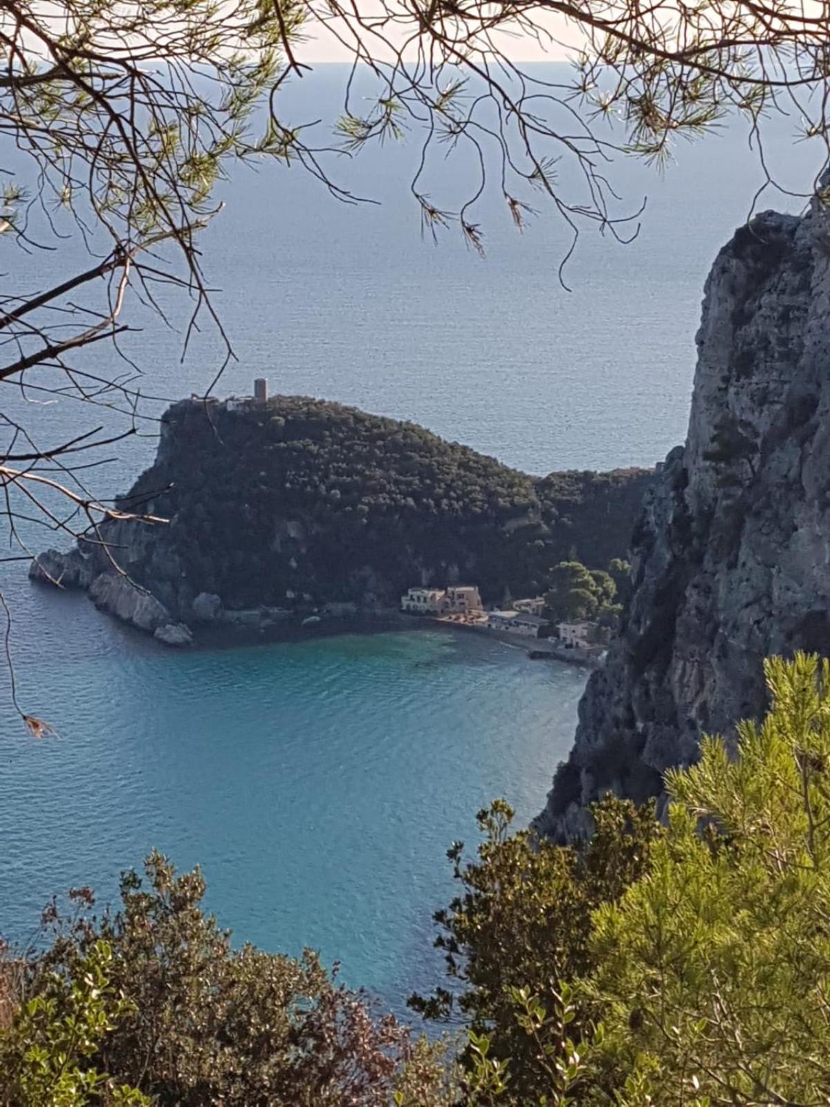 Vista Mare Savona Apartman Kültér fotó