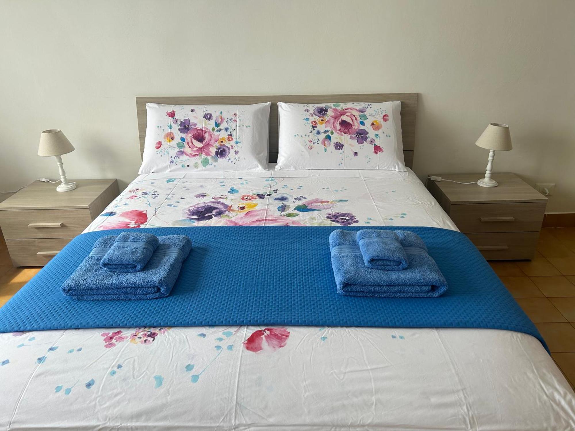 Vista Mare Savona Apartman Kültér fotó