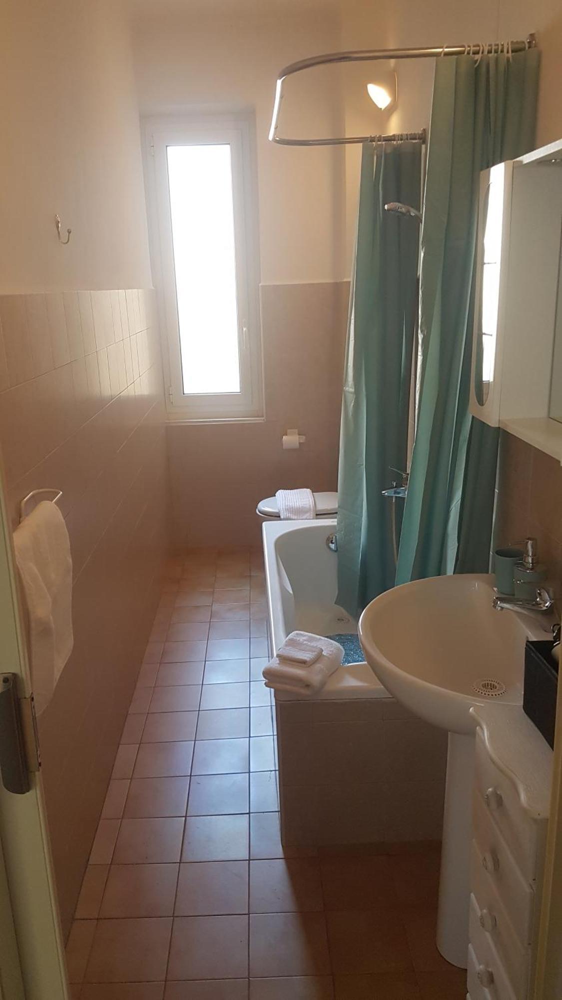 Vista Mare Savona Apartman Kültér fotó